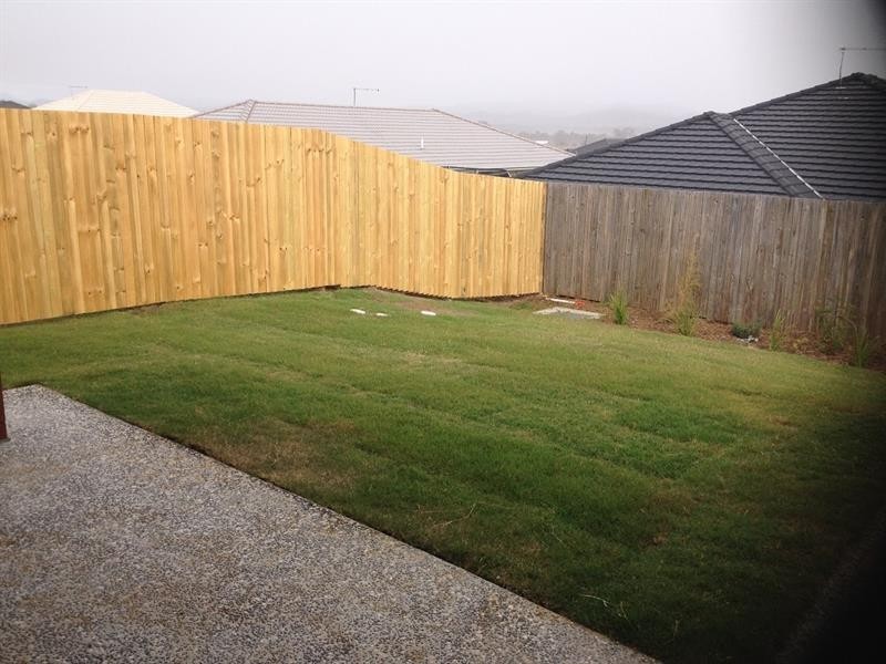 16 Wesley Way Way, Gleneagle QLD 4285