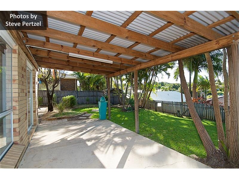 9 Langer Pl, Arundel QLD 4214