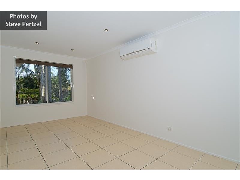 9 Langer Pl, Arundel QLD 4214