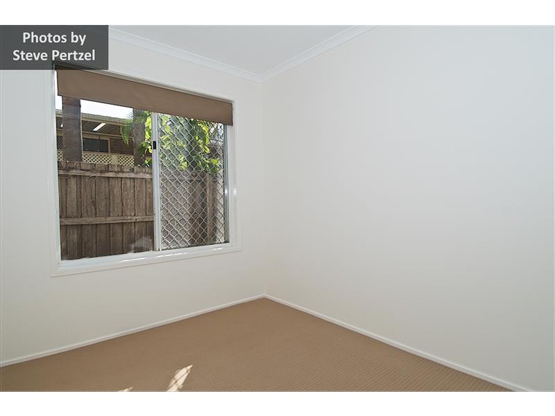 9 Langer Pl, Arundel QLD 4214