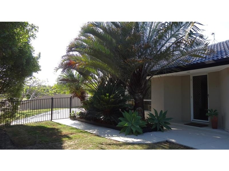 1 Bolt Ct, Parkwood QLD 4214