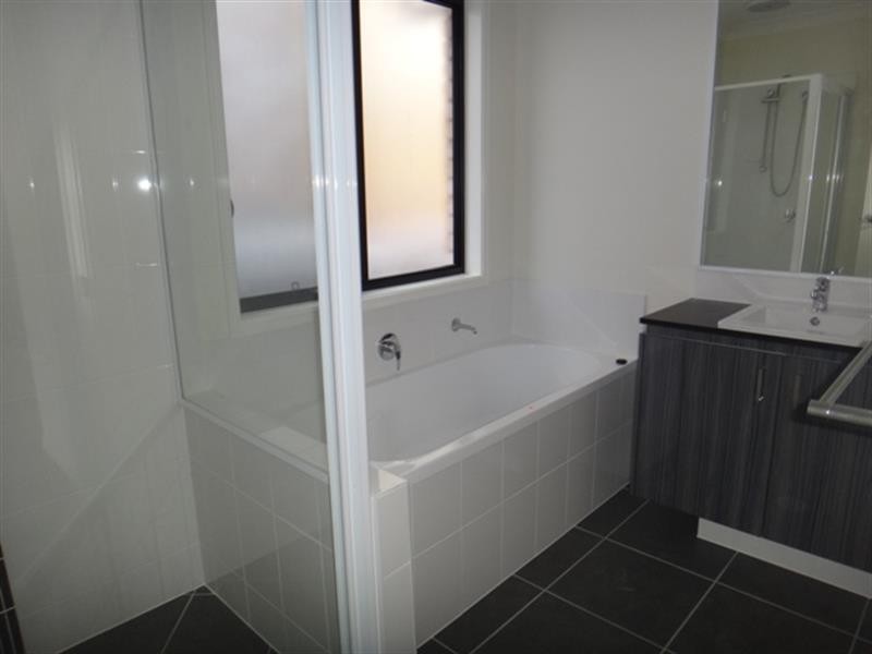 53 Orlando Dr, Coomera QLD 4209