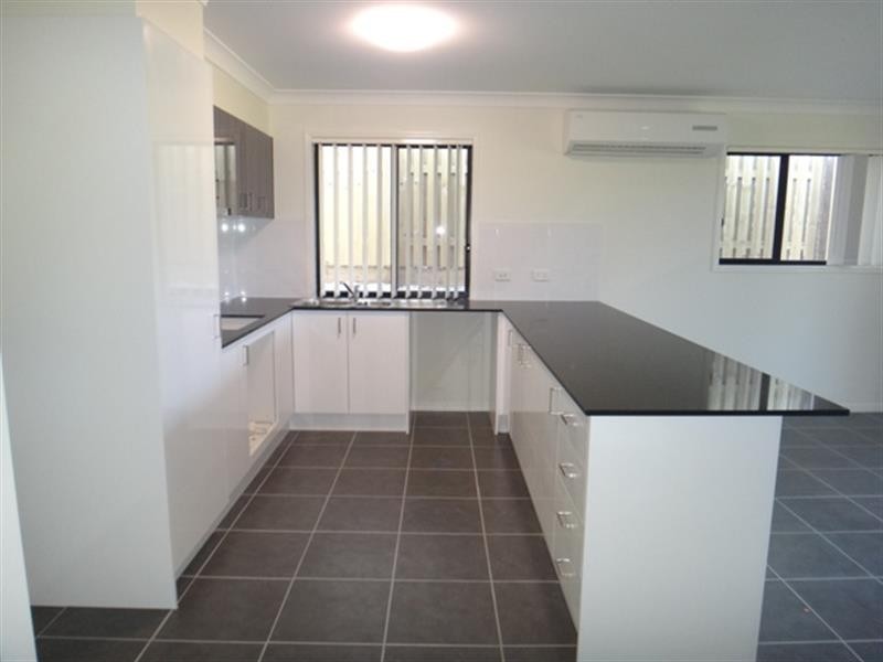 53 Orlando Dr, Coomera QLD 4209