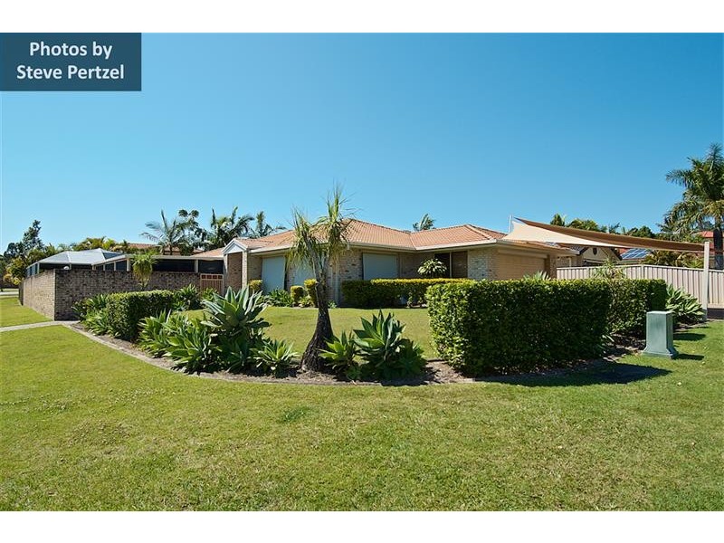9 Christina Ryan Way, Arundel QLD 4214
