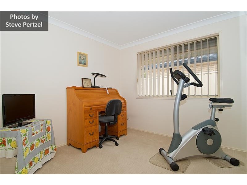 9 Christina Ryan Way, Arundel QLD 4214