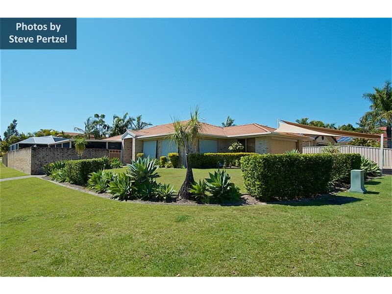 9 Christina Ryan Way, Arundel QLD 4214