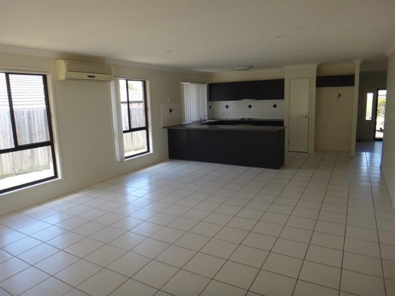 10 Mungana Dr, Upper Coomera QLD 4209