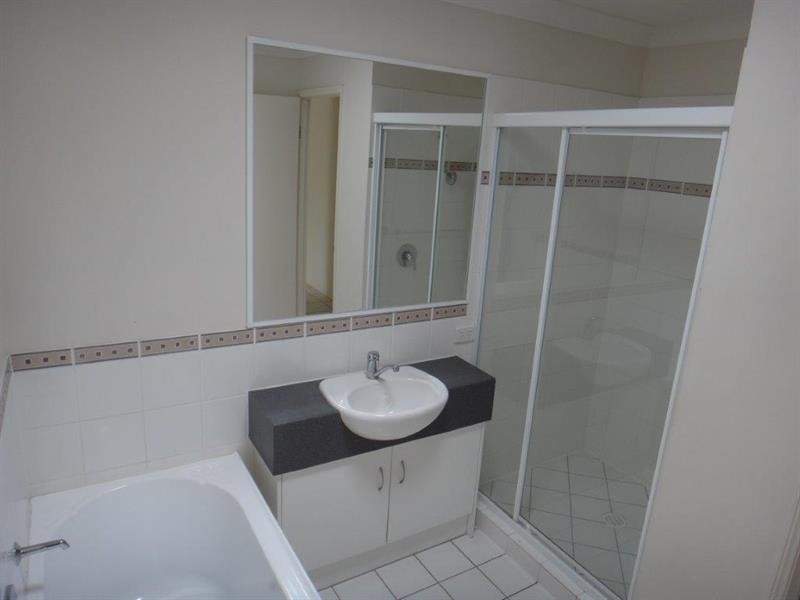 10 Mungana Dr, Upper Coomera QLD 4209