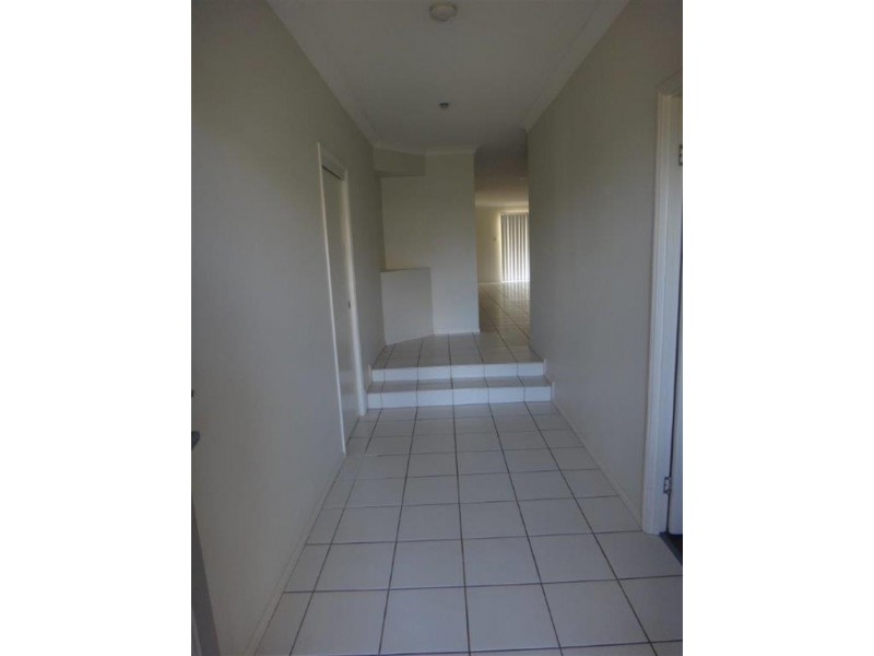 10 Mungana Dr, Upper Coomera QLD 4209