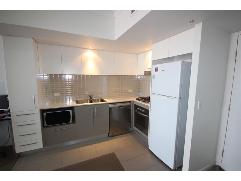 1189/56 Scarborough St, Southport QLD 4215
