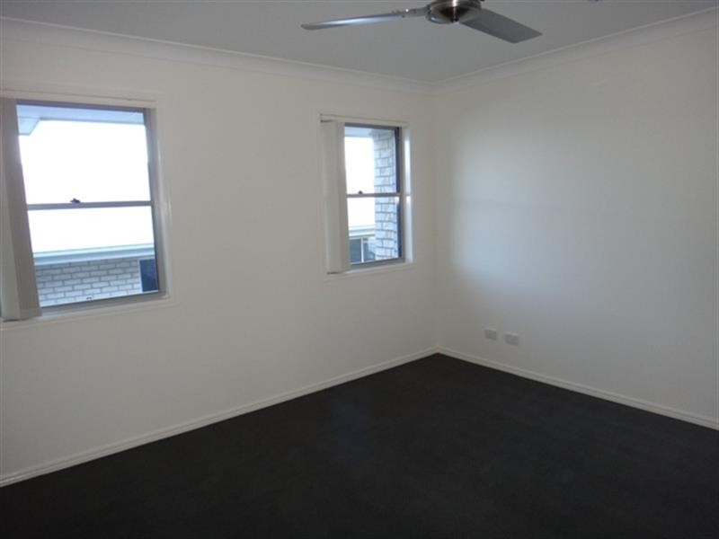 . Hasemann Cres, Upper Coomera QLD 4209