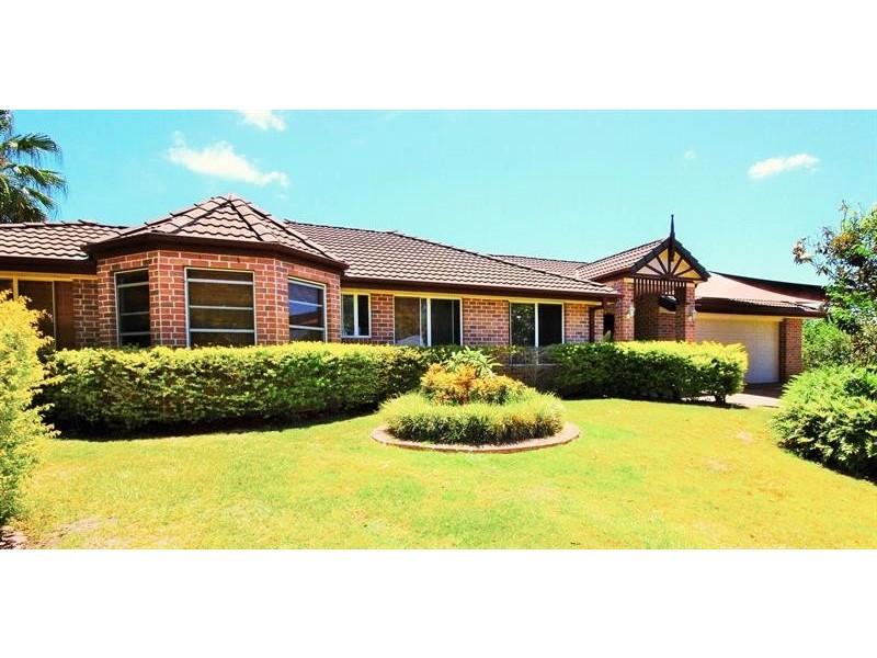 2 Tee Trees  Bvd, Arundel QLD 4214