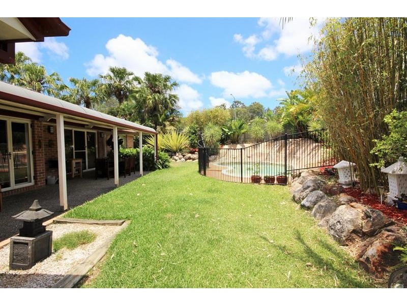 2 Tee Trees  Bvd, Arundel QLD 4214