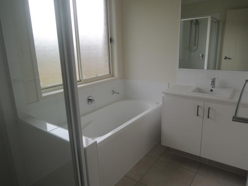 16 Pisces Ct, Coomera QLD 4209