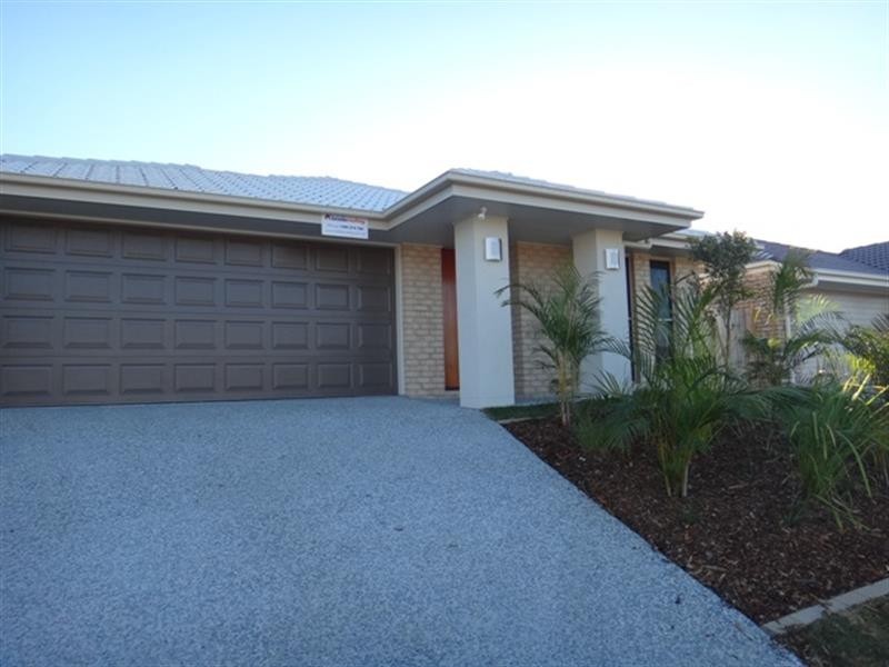 32 Hasemann Cres, Upper Coomera QLD 4209
