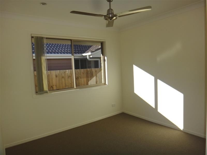 32 Hasemann Cres, Upper Coomera QLD 4209
