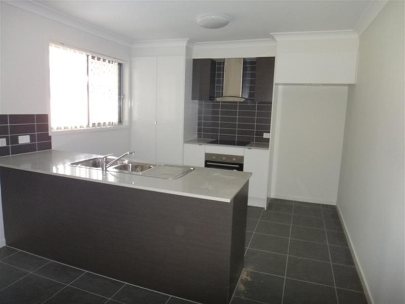 5 Moonlight Lane, Coomera QLD 4209
