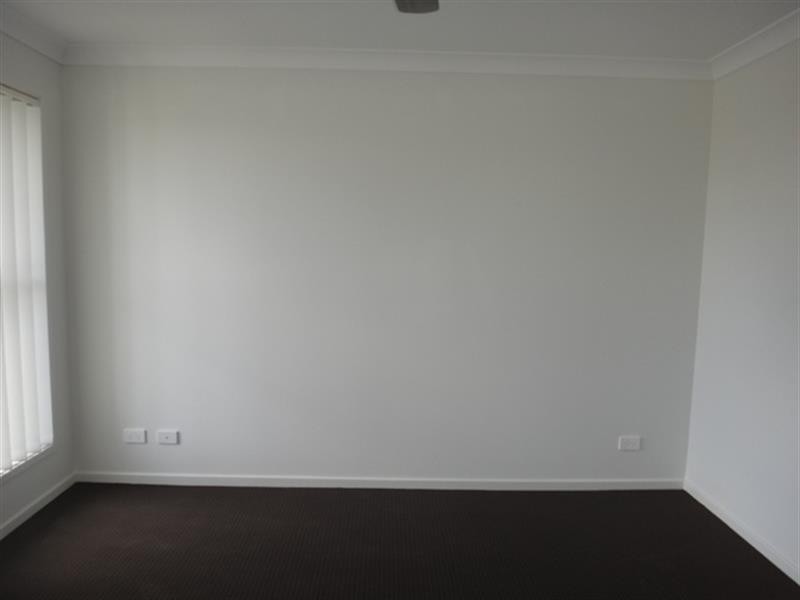 5 Moonlight Lane, Coomera QLD 4209
