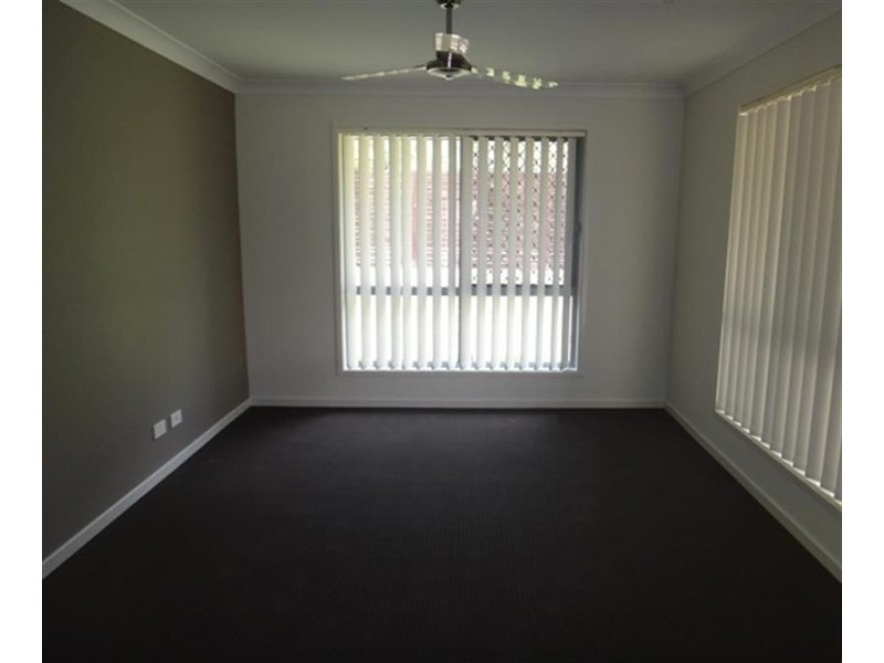 5 Moonlight Lane, Coomera QLD 4209