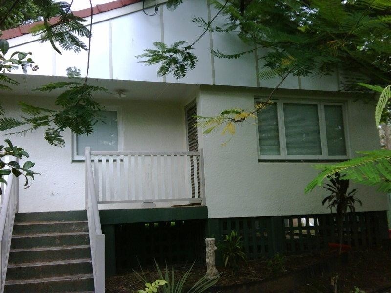 11 Ursula  St, Riverview QLD 4303