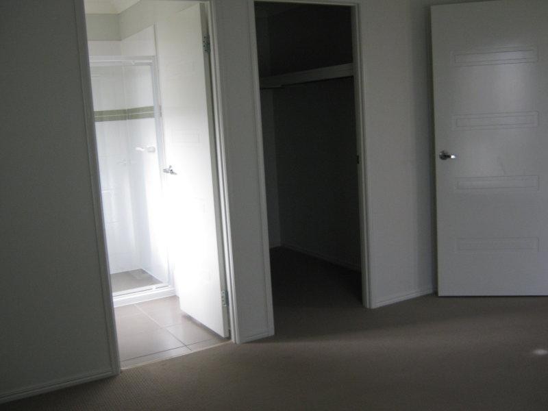 67 Dornoch  Cres, Raceview QLD 4305