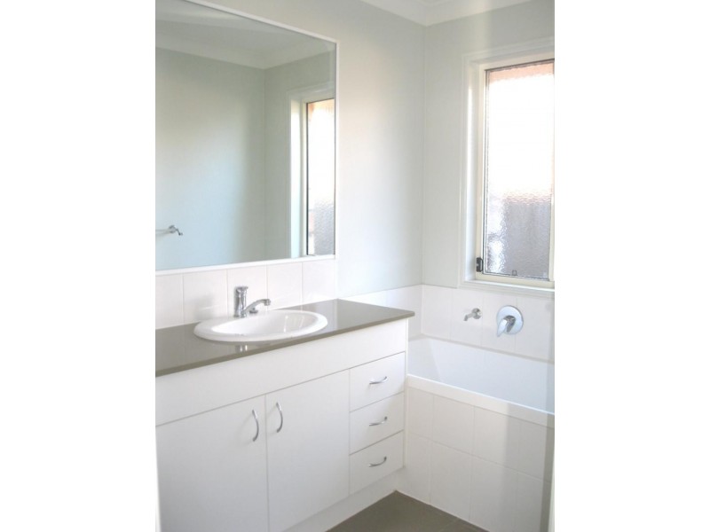 67 Dornoch  Cres, Raceview QLD 4305