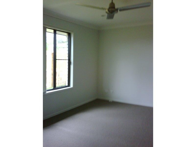 25 Aramac  St, Brassall QLD 4305