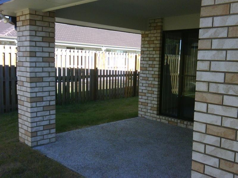 25 Aramac  St, Brassall QLD 4305