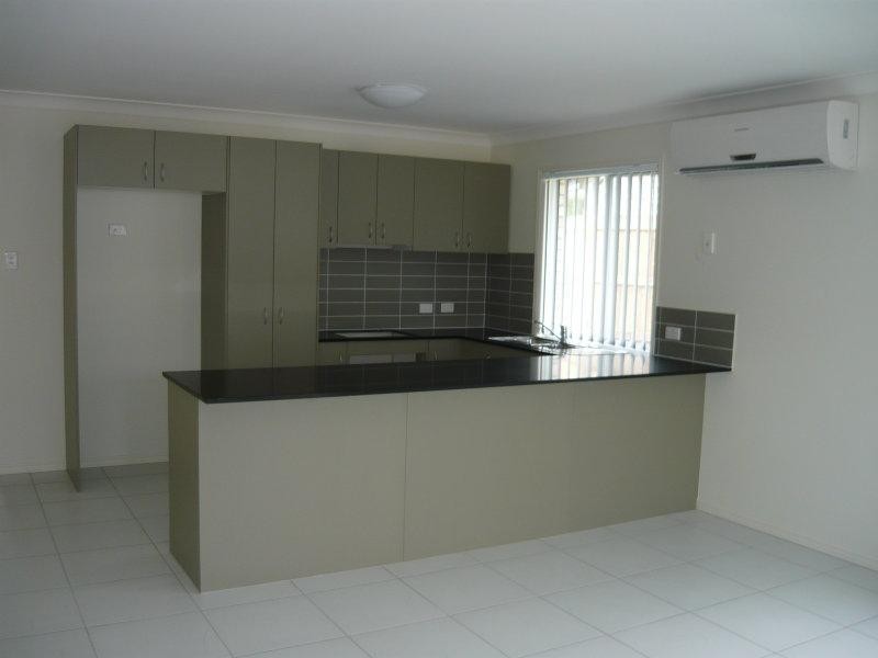 8 Sarah Pl, Redbank Plains QLD 4301