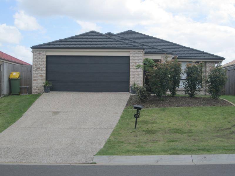 74 Westminster  Cres, Raceview QLD 4305