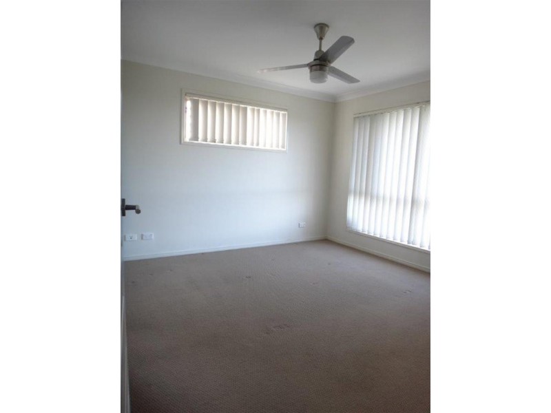 113 Edward St, Flinders View QLD 4305