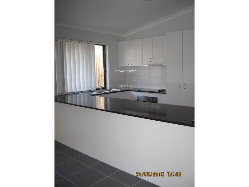 14 Staaten St, Brassall QLD 4305