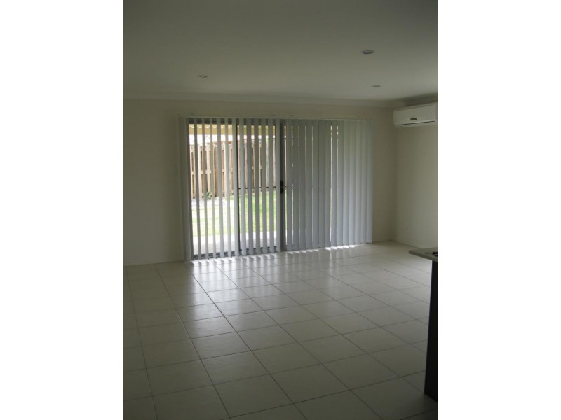 22 Staaten St, Brassall QLD 4305