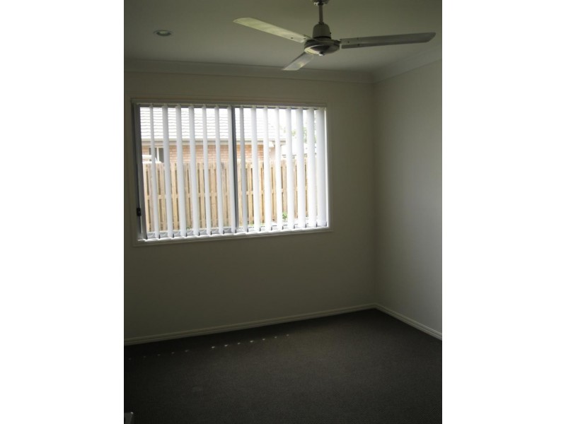 22 Staaten St, Brassall QLD 4305