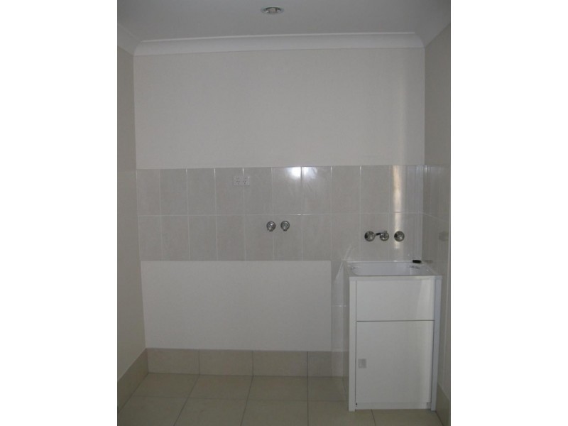 22 Staaten St, Brassall QLD 4305