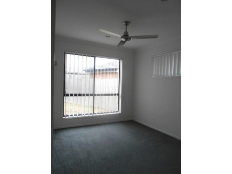 5 Neumann  Pl, Leichhardt QLD 4305