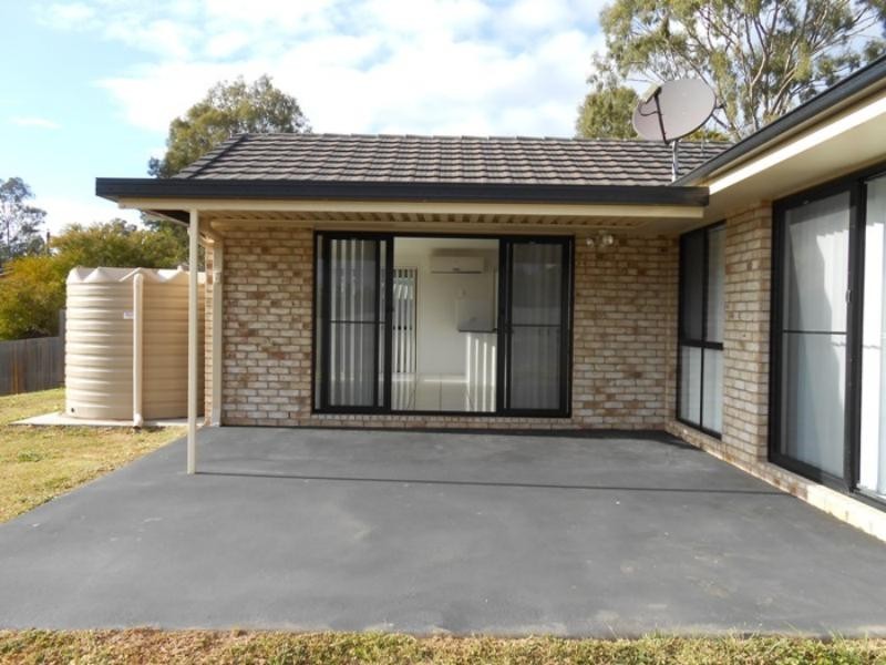 5 Neumann  Pl, Leichhardt QLD 4305