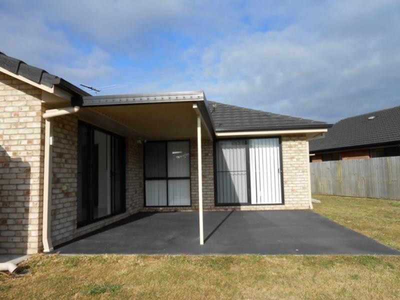 5 Neumann  Pl, Leichhardt QLD 4305