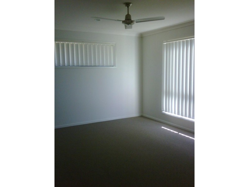 1 Alexandra  St, Brassall QLD 4305