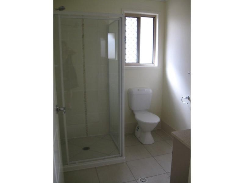 16 Sarah   Pl, Redbank Plains QLD 4301