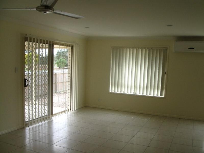 16 Sarah   Pl, Redbank Plains QLD 4301