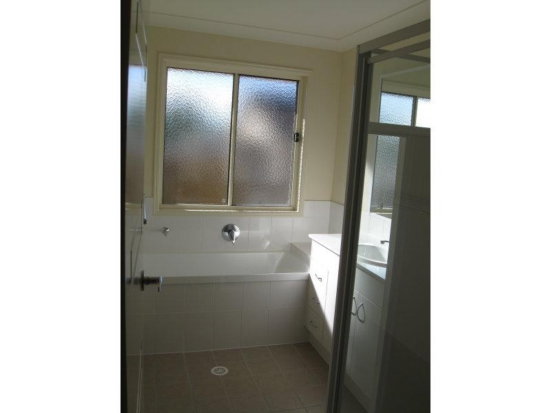 7 Delbridge St, Redbank Plains QLD 4301