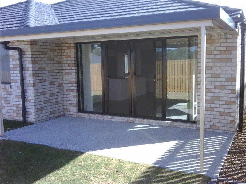 17 Staaten St, Brassall QLD 4305