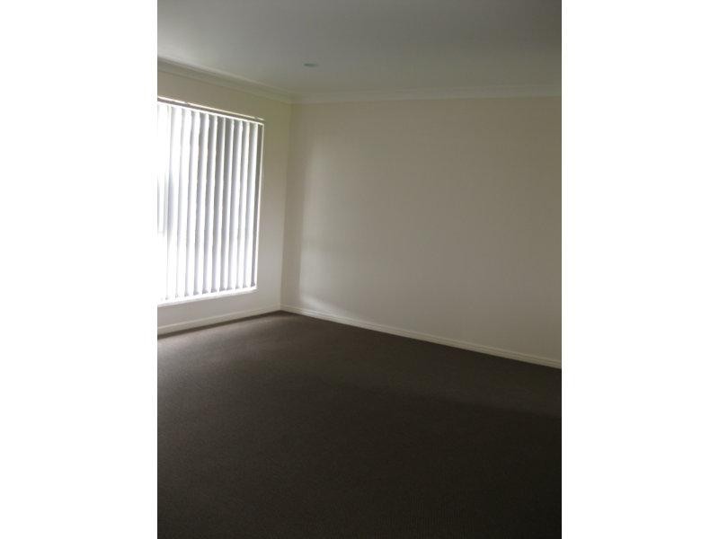 15 Julia  St, Brassall QLD 4305