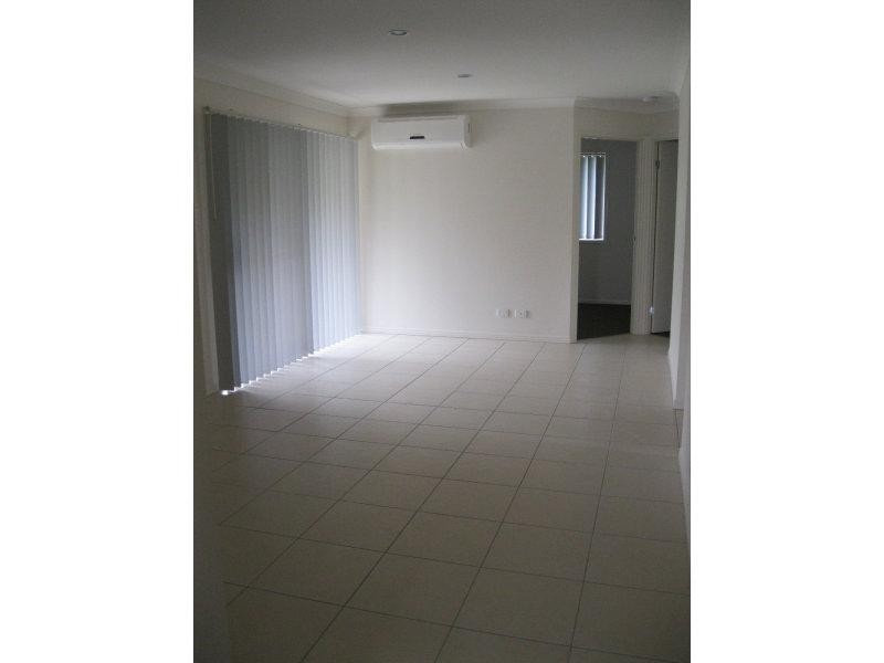 15 Julia  St, Brassall QLD 4305