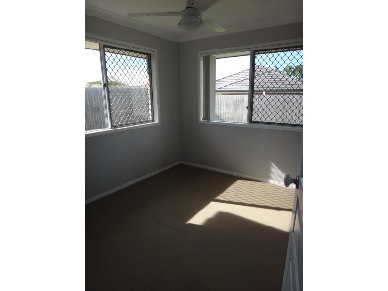 34 Maller  Cres, Redbank Plains QLD 4301