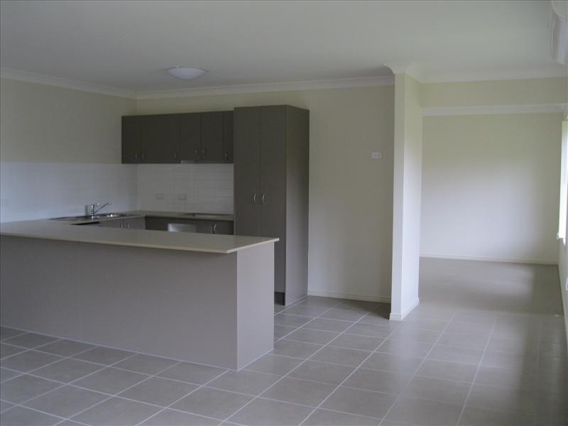 25 Atlantic Dr, Brassall QLD 4305