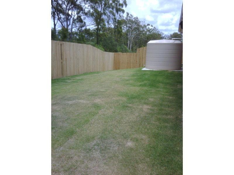 4 Atlantic Dr, Brassall QLD 4305