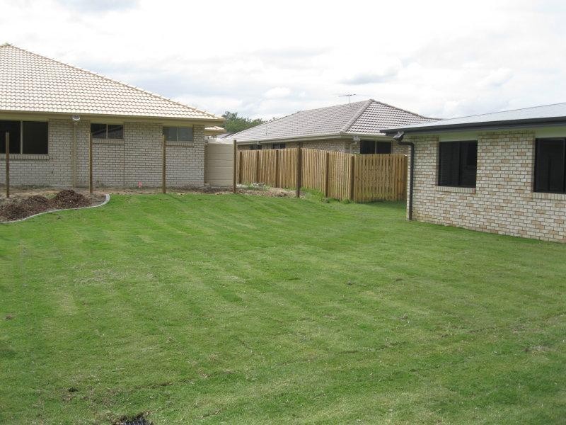 19 Skardon Cres, Brassall QLD 4305