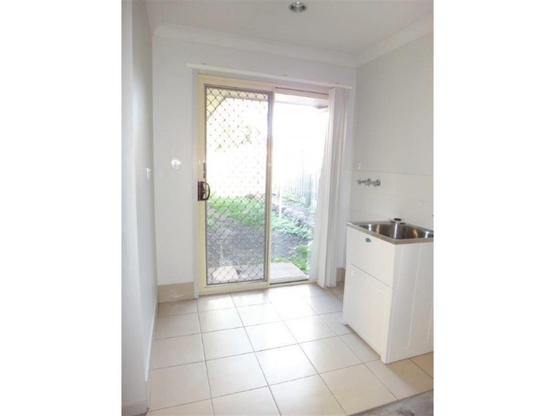 21 Scottsdale St, Raceview QLD 4305